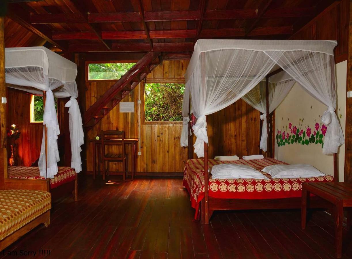 Les Acacias Bungalows Manambolo Exteriér fotografie